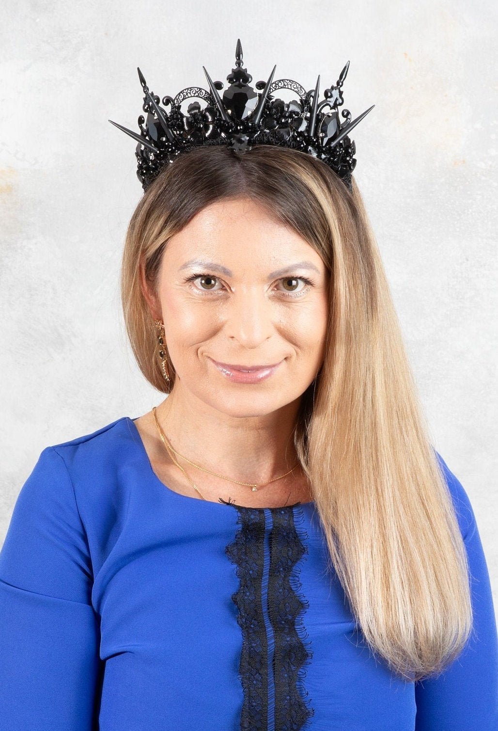 BLACK CROWN with RHINESTONE HEART - OlhaHeadband