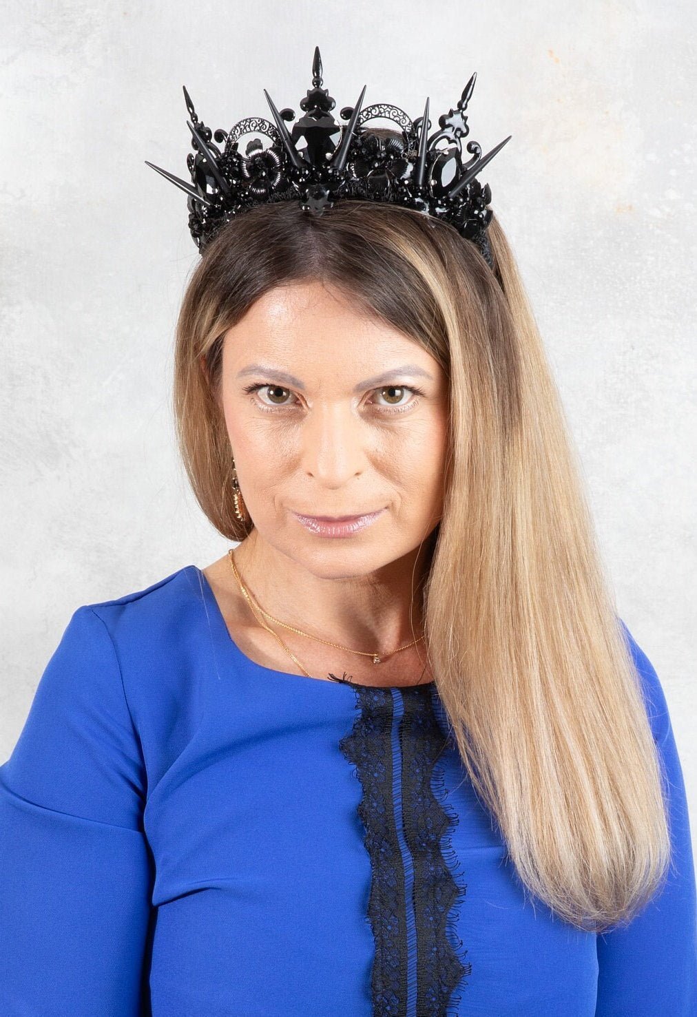 BLACK CROWN with RHINESTONE HEART - OlhaHeadband