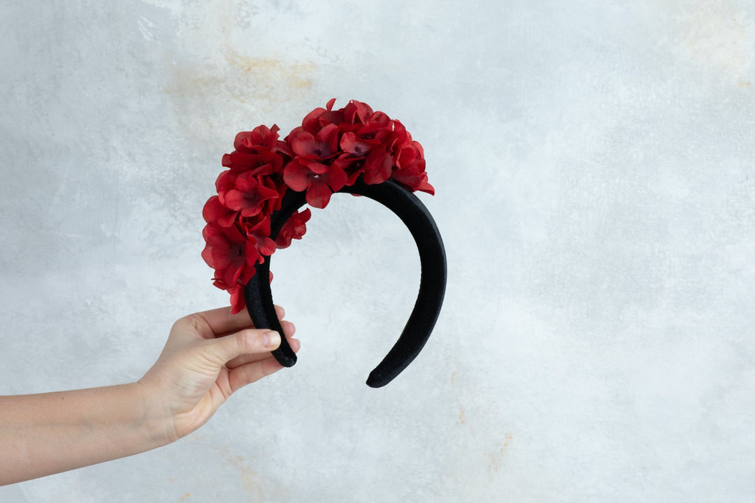 black Padded fascinator and red flowers - OlhaHeadband