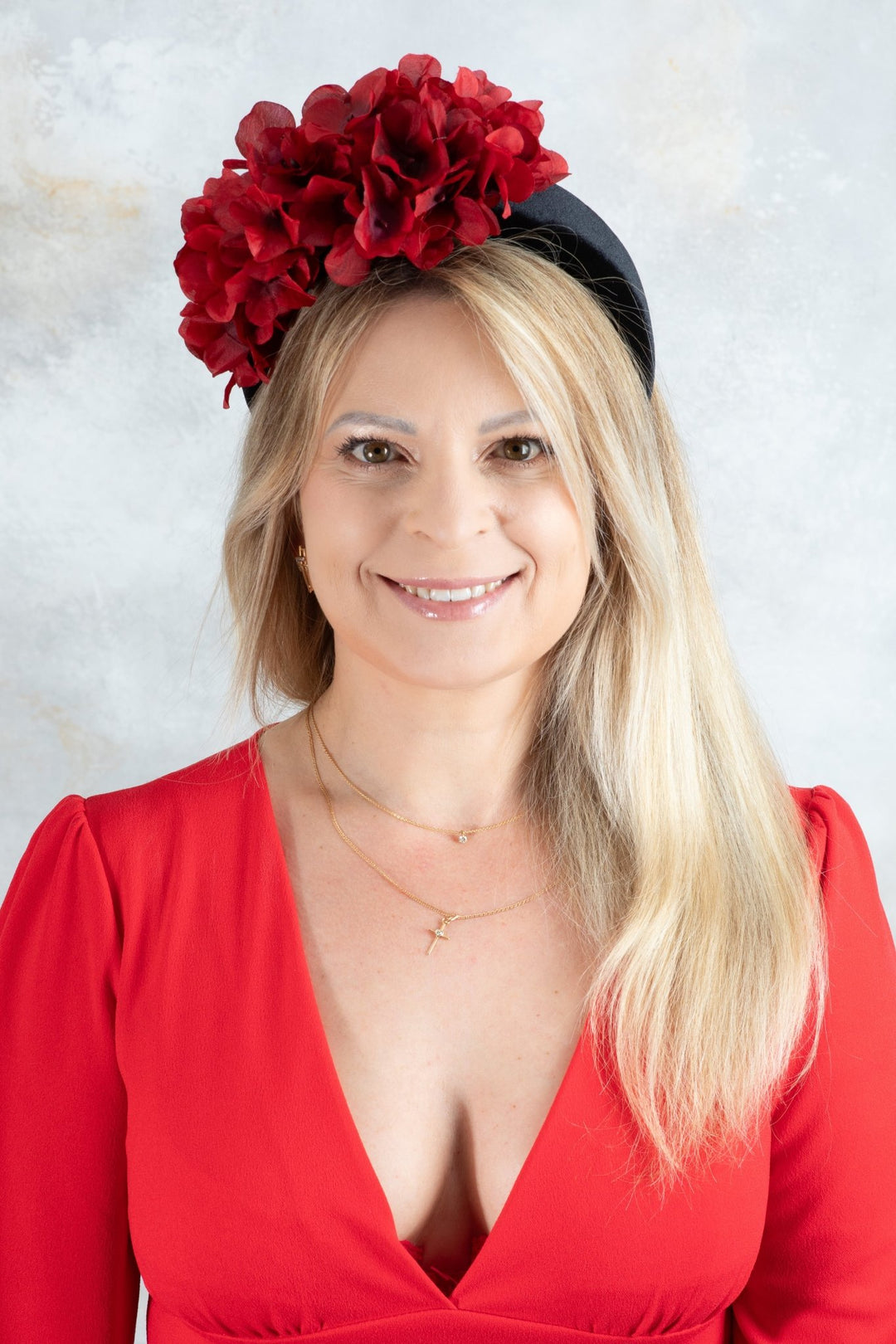 black Padded fascinator and red flowers - OlhaHeadband
