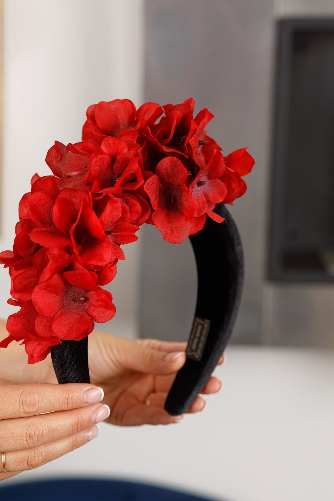 black Padded fascinator and red flowers - OlhaHeadband