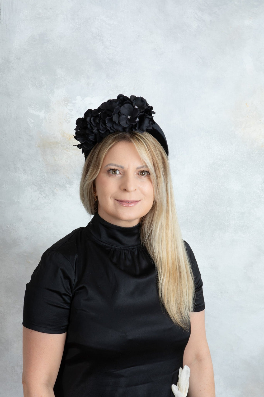 black padded flower fascinator - OlhaHeadband