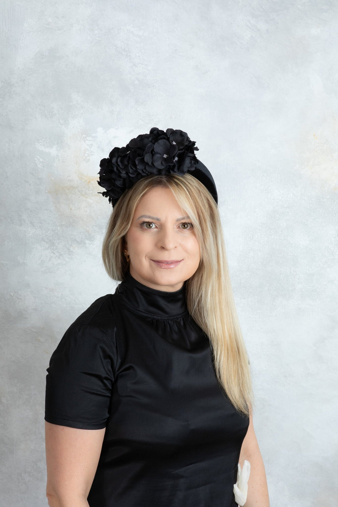 black padded flower fascinator - OlhaHeadband
