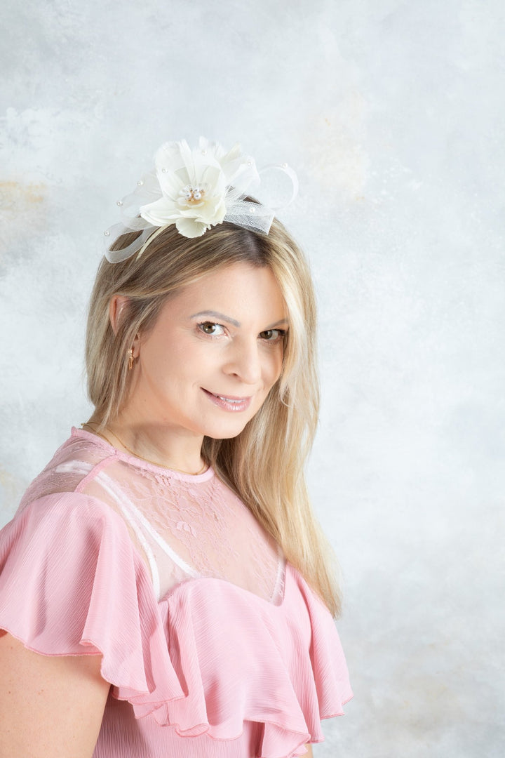Bow ivory fascinator - OlhaHeadband