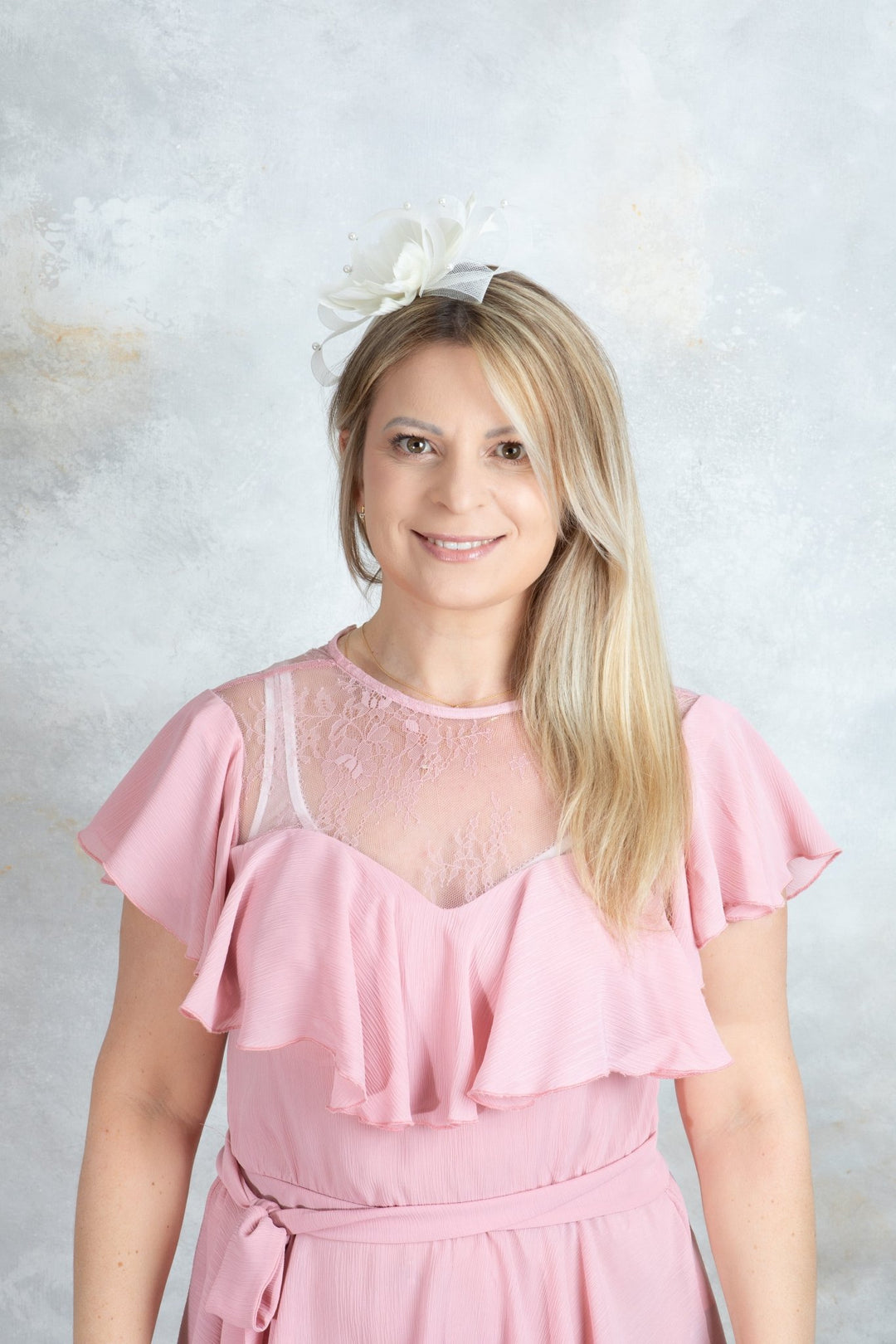 Bow ivory fascinator - OlhaHeadband