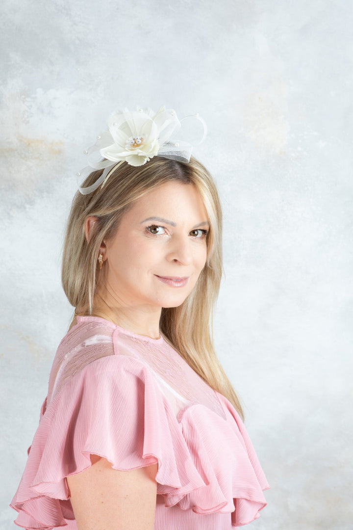 Bow ivory fascinator - OlhaHeadband