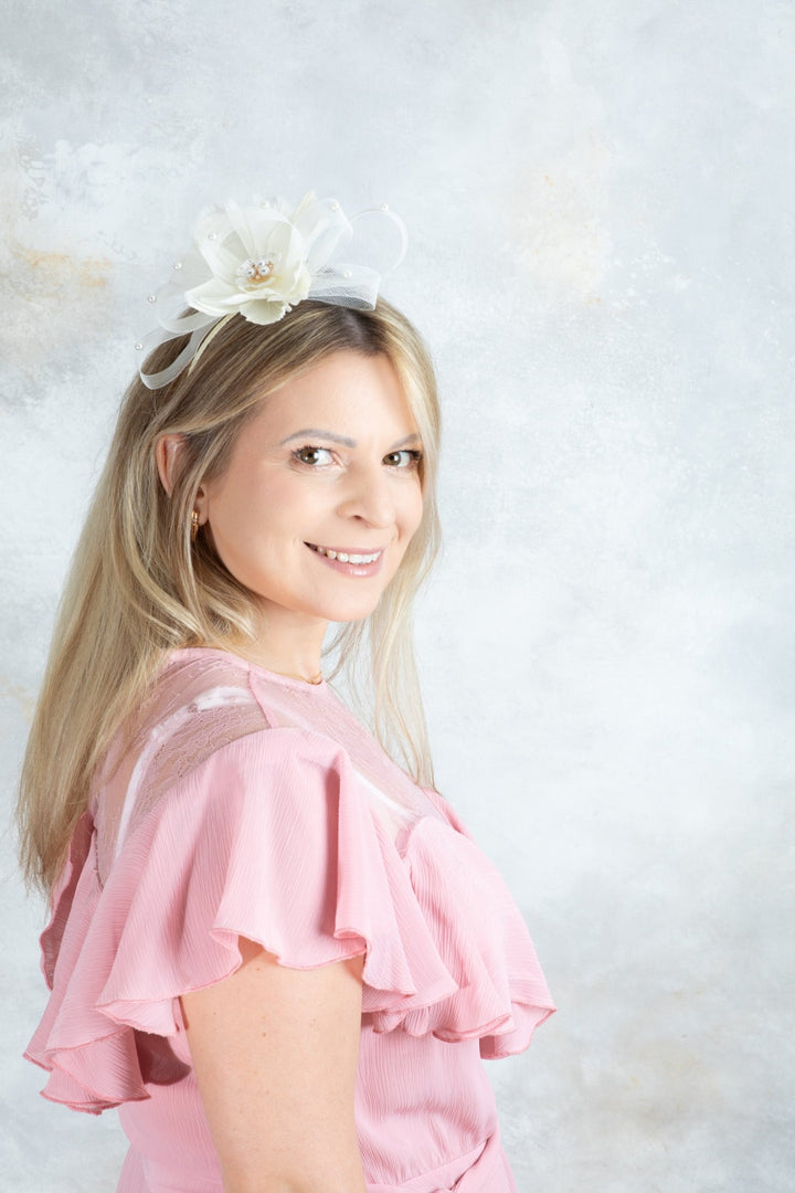 Bow ivory fascinator - OlhaHeadband