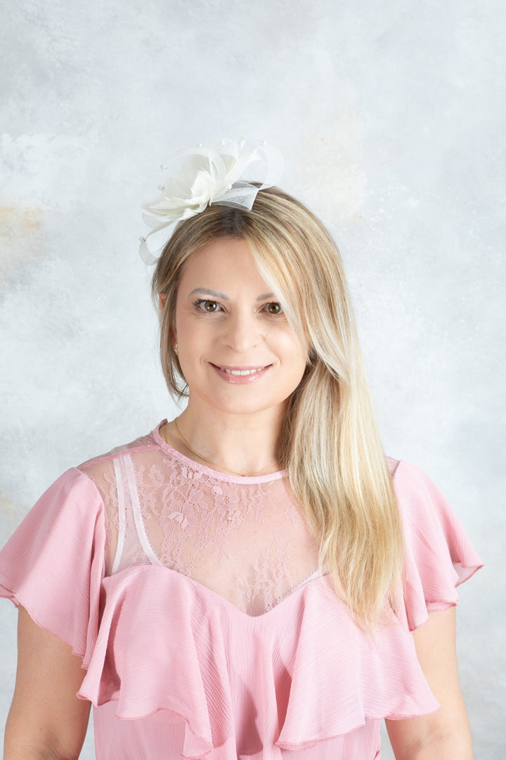 Bow ivory fascinator - OlhaHeadband