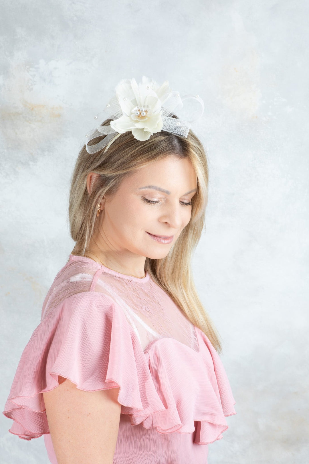 Bow ivory fascinator - OlhaHeadband