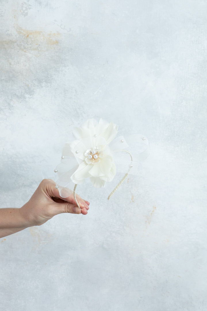 Bow ivory fascinator - OlhaHeadband
