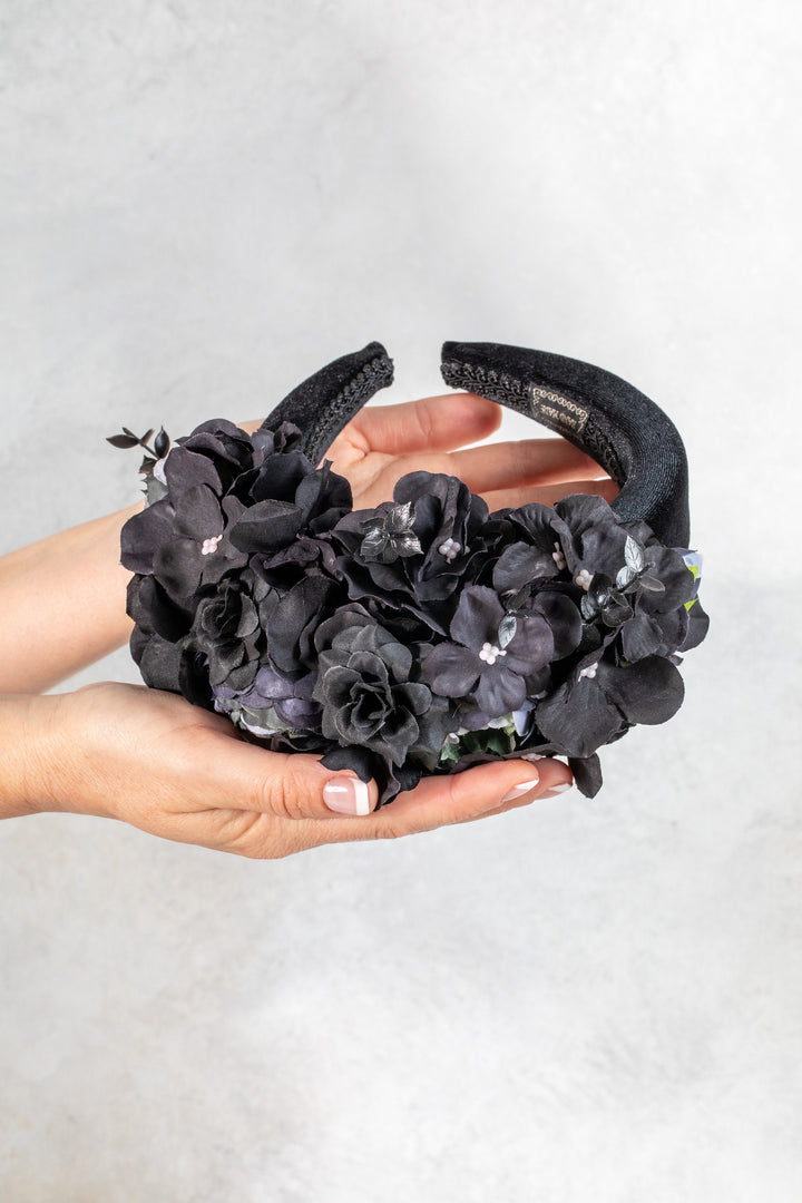 BLACK FLOWER PADDED HEADBAND
